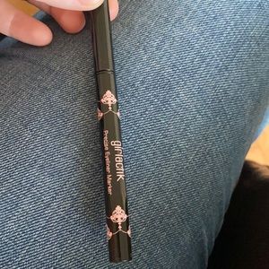Girlactik eyeliner marker